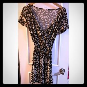 🥈Flowy Leopard print dress